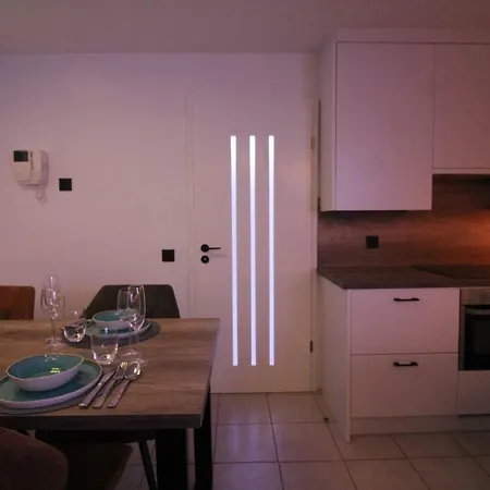 Luxe I 2 Slaapkamers I 2 X Dubbel Bed I 50m Van De Dijk I Nieuwpoort-bad Lägenhet *